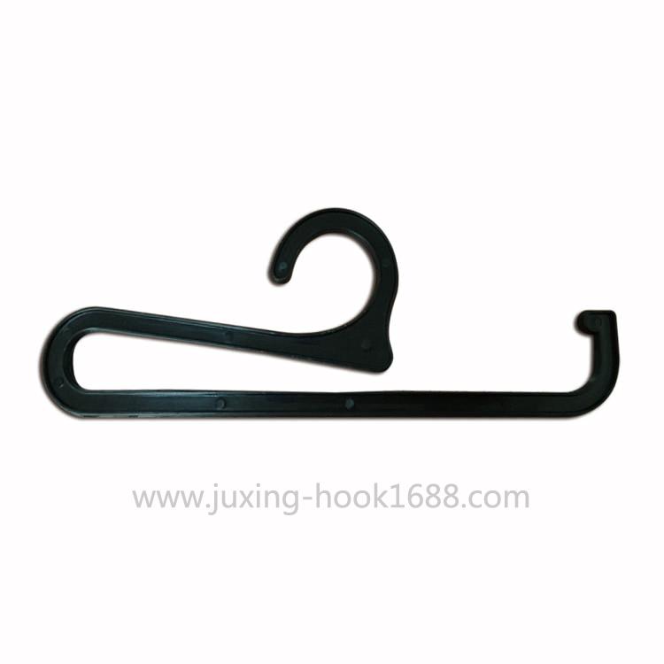 A large number of spot socks hook pants hook plastic socks hook black loop hook packaging waist hook hook loop hook