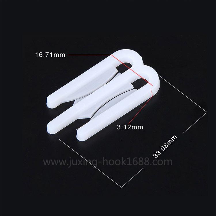 Large stock supply of various styles of transparent shirt plastic clips, shirt fixing clips, plastic clips